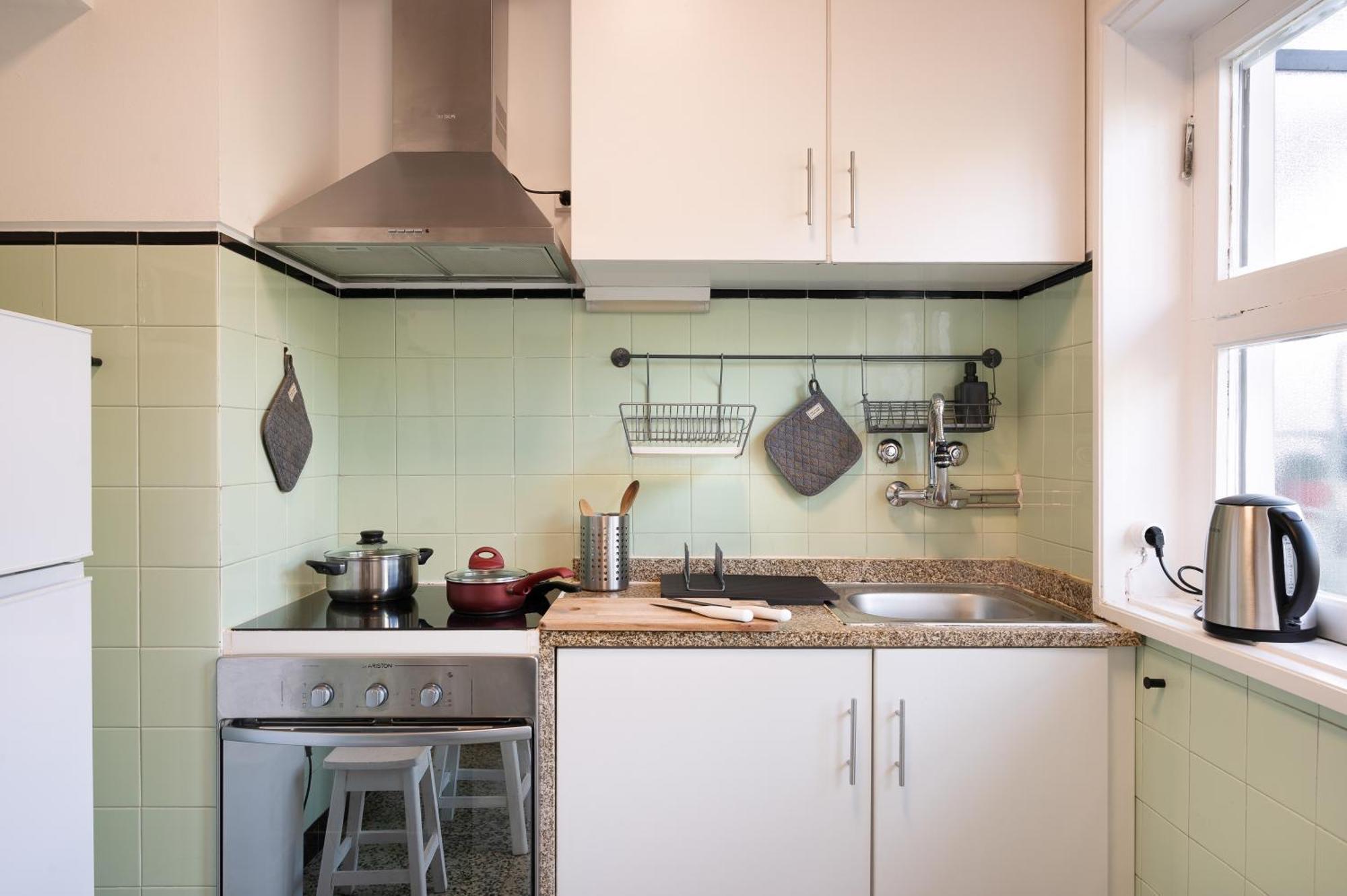 Appartamento ! Bright 2Br Hammock Flat ! Praca Da Republica OOporto Esterno foto